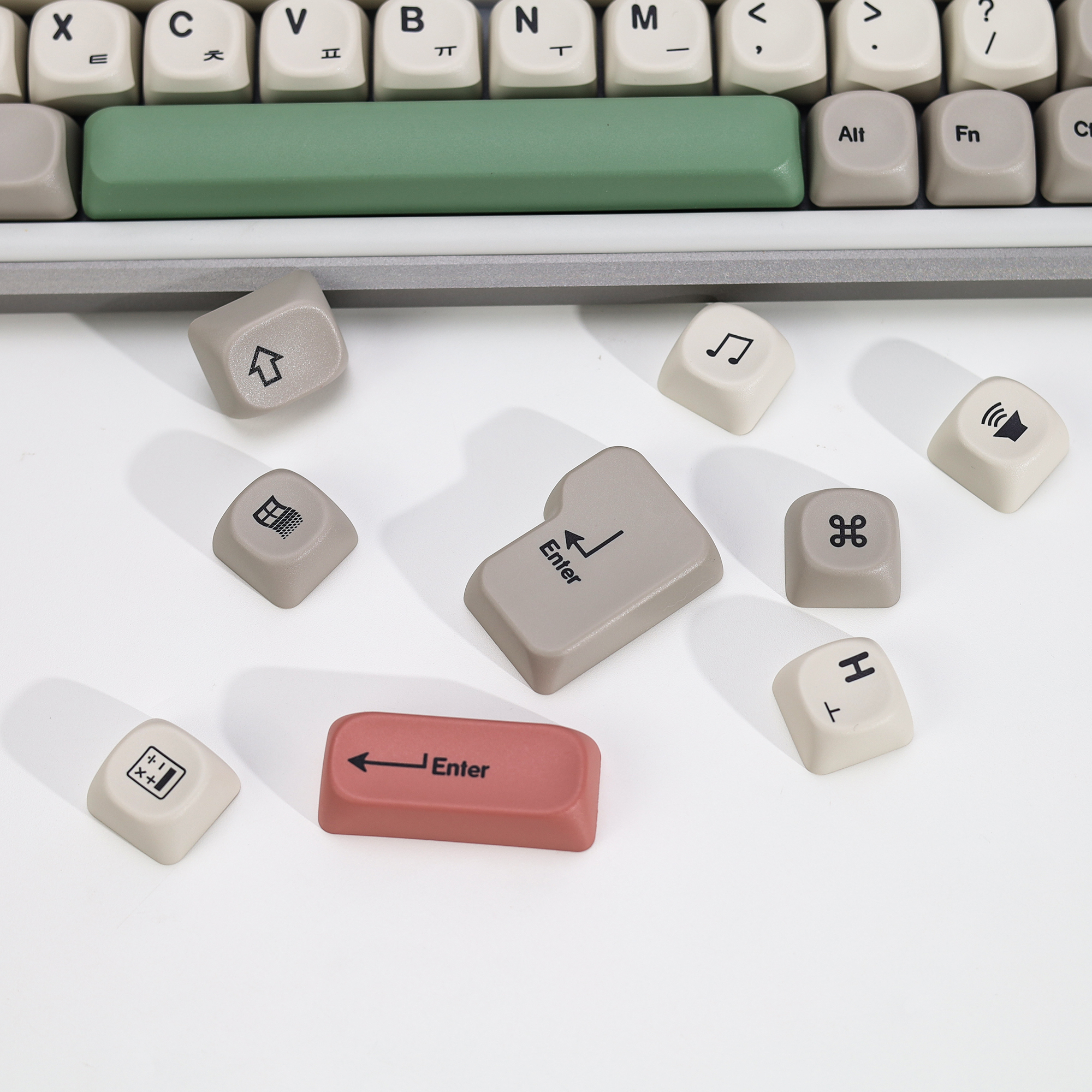 KBDiy Korean Keycaps GMK 9009  - đánh giá và giá Retro Gaming Keycaps